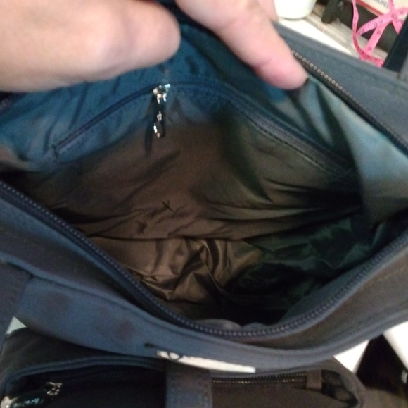 Chenson gray microfiber shoulder bag NWT has a zipper pocket in front - Picture 8 of 9